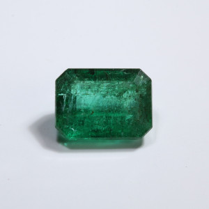 Zambian Emerald / Panna - 2.40 Carat / 2.50 Ratti