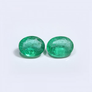 Zambian Emerald / Panna 8X10 MM Oval Pair