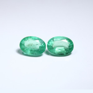 Zambian Emerald / Panna 5X7 MM Oval Pair